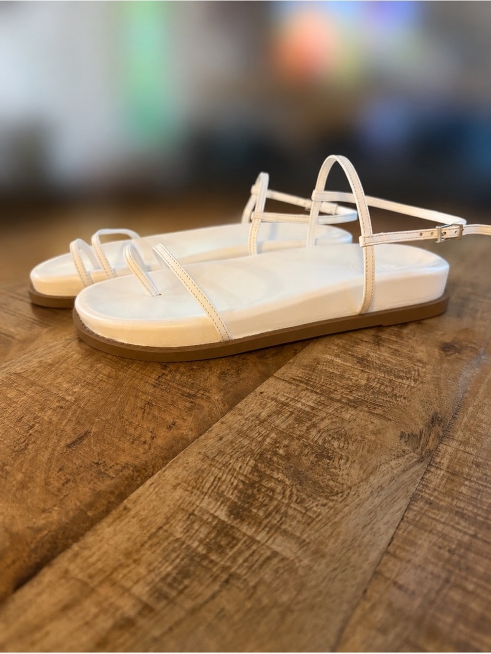 NWT Schutz Azzy Sporty Sandal in White, Size 8B - Picture 7 of 11
